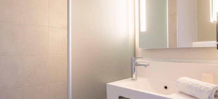 B&B HOTEL圣马丁德克罗阿尔皮勒斯卡马格(B&B Hotel Saint-Martin-De-Crau Alpilles Camargue)图片