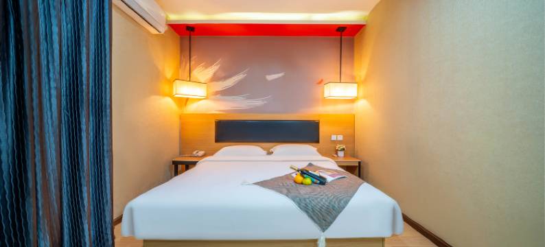 途客轻居酒店(鄠邑区钟楼海福城店)图片