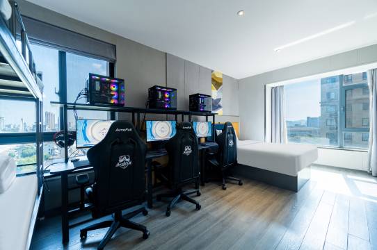 美娱·星峰电竞酒店(江阴万达广场店)