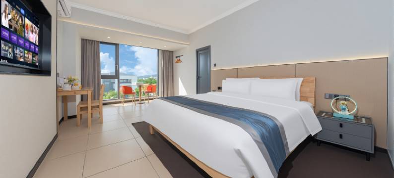 三亚湾柚家酒店(凤凰国际机场店)图片