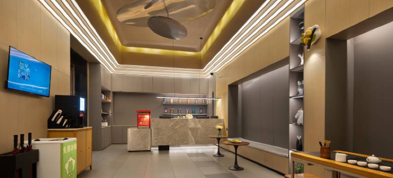 高空观景猴子酒店(贵阳观山湖奥体匹克体育中心店)图片