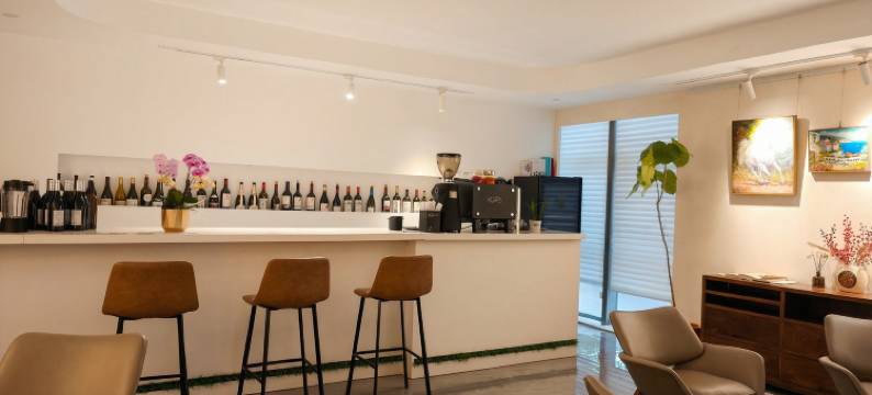 新河苑酒店(广州太古汇体育中心店)图片