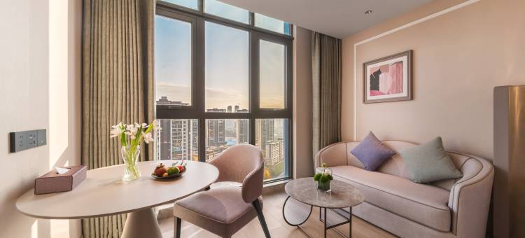 贵阳观山湖会展中心美居酒店(贵阳北站店)图片