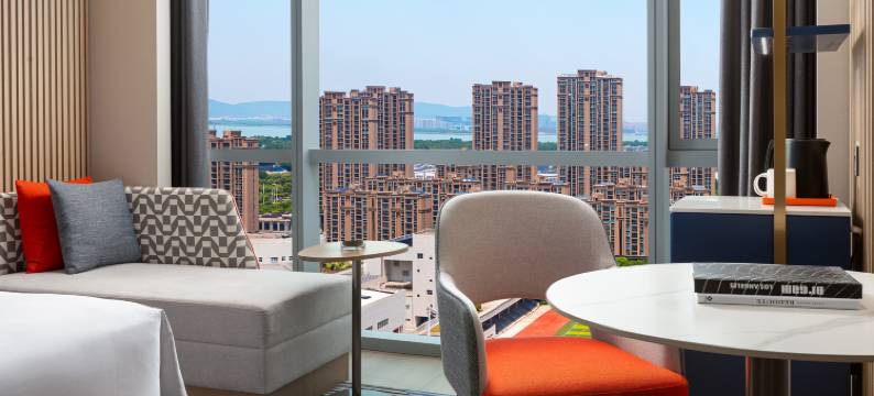 苏州东太湖智选假日酒店图片