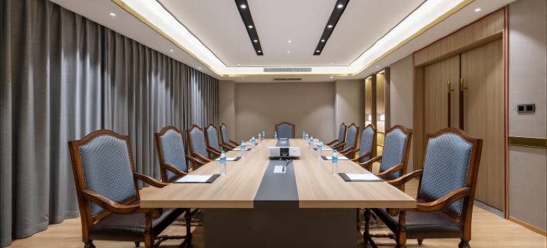 水岸花城酒店图片