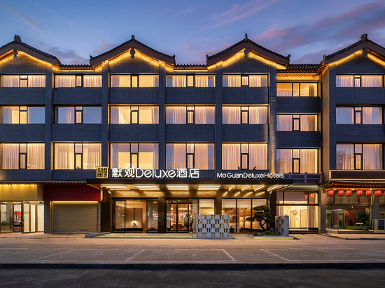 默观Deluxe酒店(开封清明上河园万岁山武侠城店)