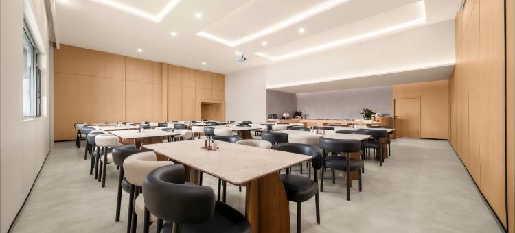 IDJ爱电竞酒店(新乡河南师范大学店)图片