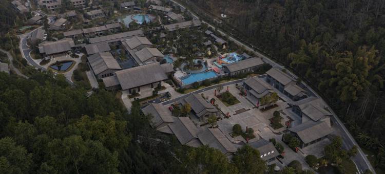 南甸伴山温泉酒店图片