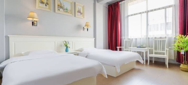 保山尚峰快捷酒店(九龙路五洲国际广场店)图片