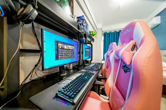 Zoo电竞民宿(南三环地铁站店)