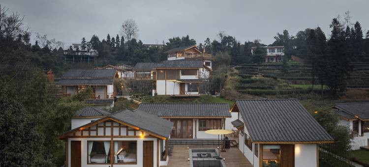 雅安草言殳舍图片