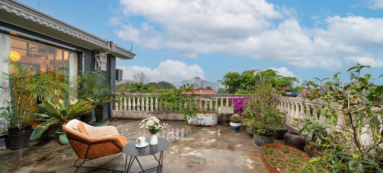 荷塘月色·江滨宿(南宁市隆安县江滨公园店)图片