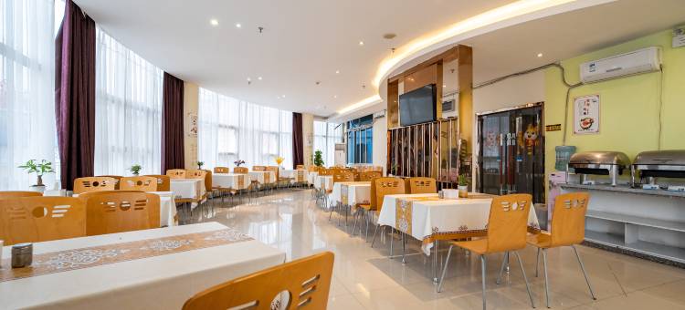 沃顿连锁酒店(玉林大润发中药港店)图片