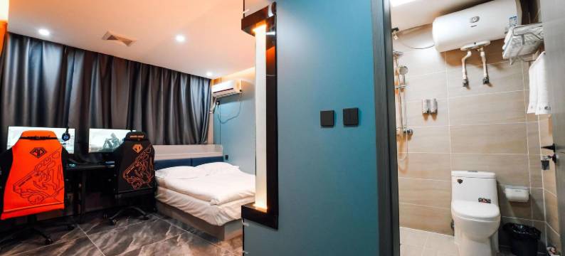 新民柒月电竞宾馆(沈阳新民辽河大街店)图片