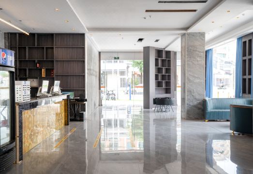 Baolihua Hotel(Shenzhen Longhua Dalang Clothing Base)Hotel Overview