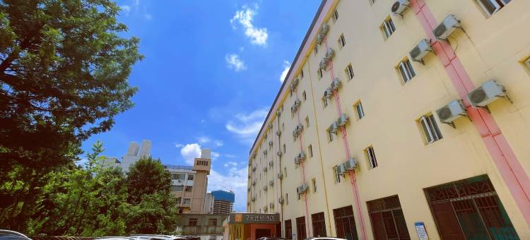 7天酒店(昆明万象城东郊路地铁站店)图片