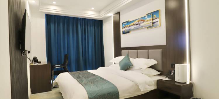 云境酒店(然乌湖店)图片