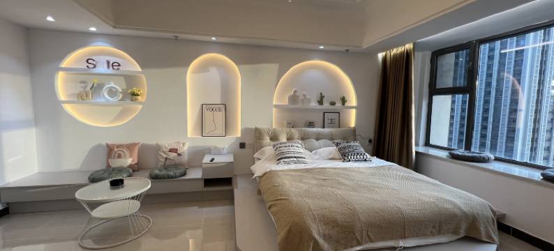 云尚智选民宿(顺城万达店)图片