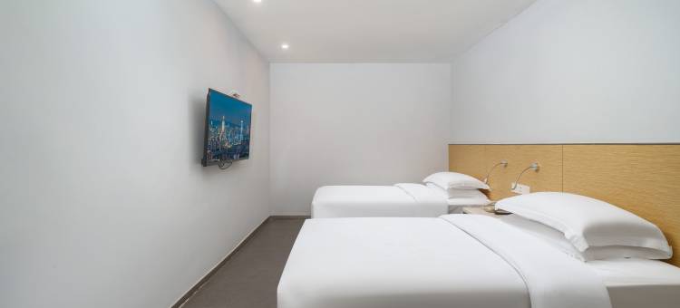 八号连锁酒店(深圳东站布吉地铁站店)图片