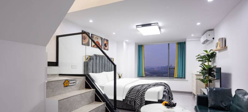 瑞豪LOFT酒店(高铁南站国际会展中心店)图片