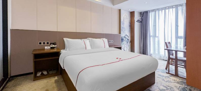 美璟大酒店(南京城北万象汇万寿地铁站店)图片