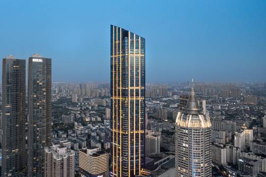 苏宁星河·高空公寓(无锡三阳广场崇安寺店)