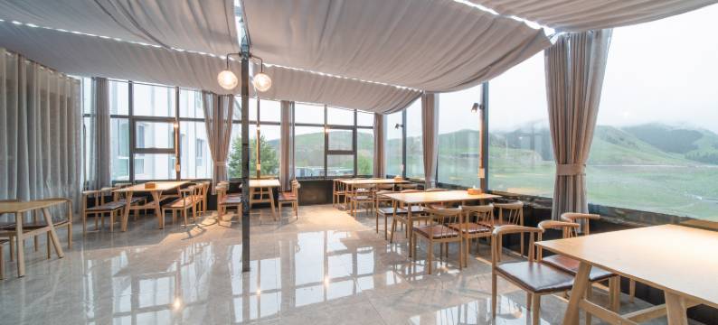 龙岭大酒店(赛里木湖店)图片