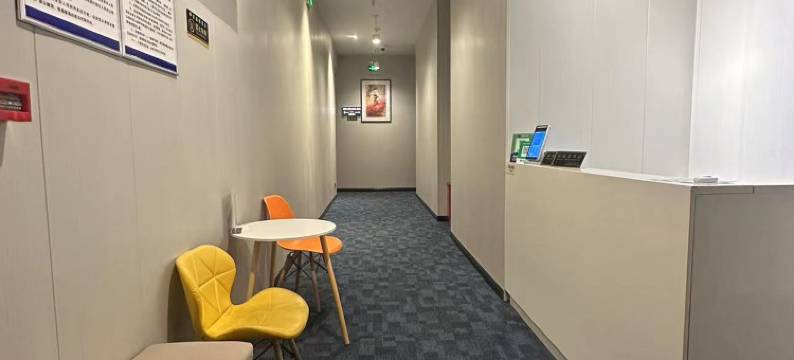 罗曼蒂酒店(上海陆家嘴浦东南路地铁站店)图片