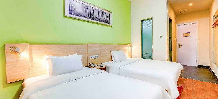 7天酒店(唐山爱琴海华北理工大学附属医院店)图片