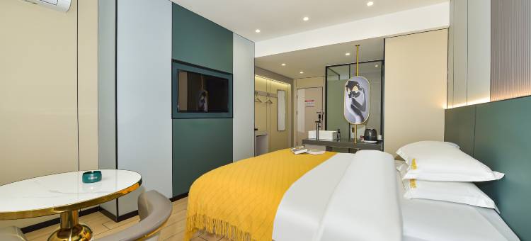 威宁天牧路家酒店(草海火车站明珠大道店)图片