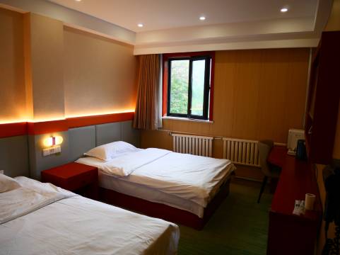 北京军展宾馆(鼓楼大街安德里北街地铁站)