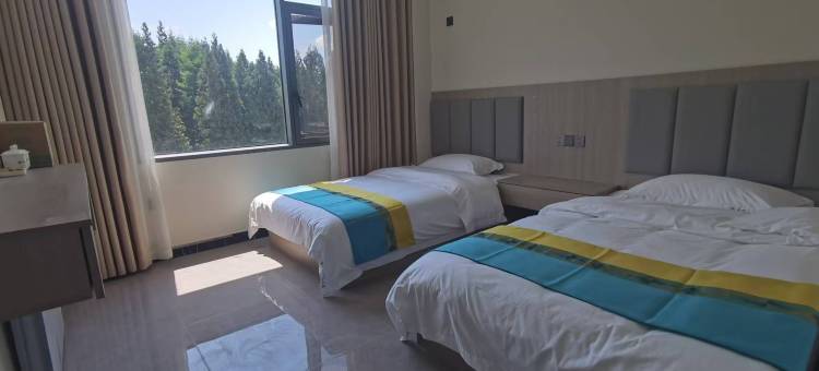 鹿鸣山居民宿图片