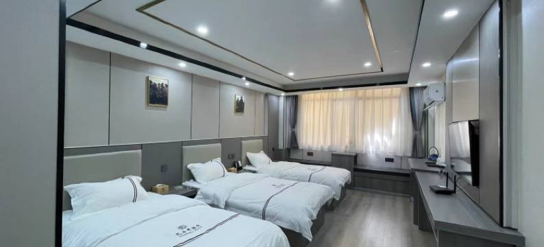 得荣扎西秀酒店图片