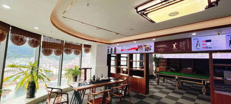 黑桃酒店(兴义地标广场店)图片