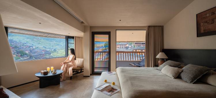 宿沿·栗上美术馆民宿(西江千户苗寨观景台店)图片