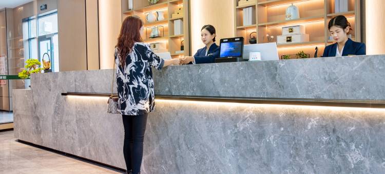 恒雅酒店(驻马店第九九0医院店)图片