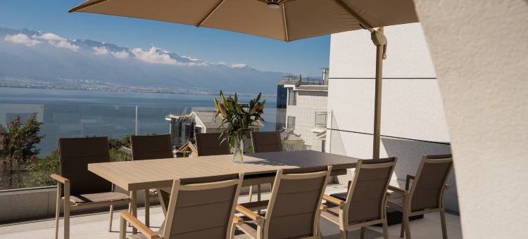 大理玉镜·海景度假别墅Villa(洱海机场路店)图片