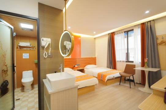 远方的家智能客栈(两江四湖店)