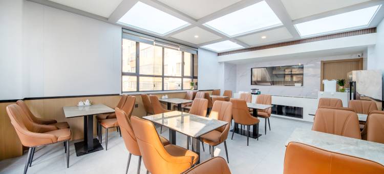 雅居酒店(北屯步行街店)图片