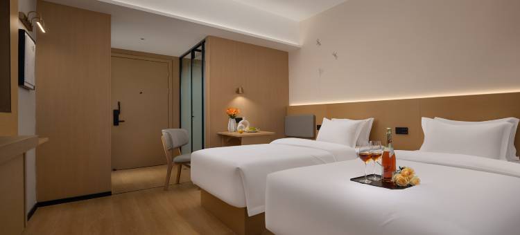 汐小满酒店(永州零陵春天购物广场店)图片