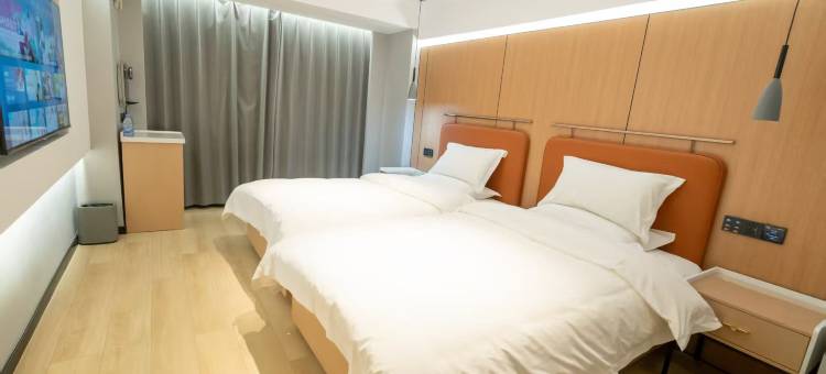 沂水V雅酒店(中心医院店)图片