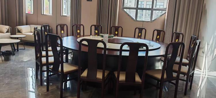 布耐德酒店图片