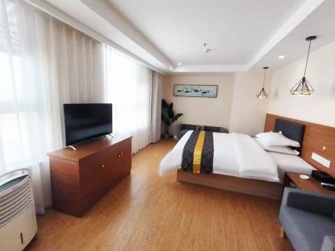 莫诺美酒店(阜阳火车站店)