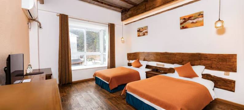 自由山语酒店图片