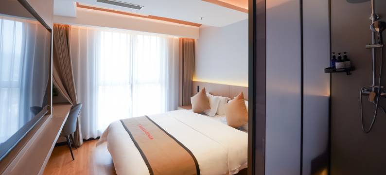 广元嘉年华酒店(万达广场店)图片