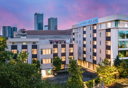 昆明滇池路南亚风情第壹城轻居酒店