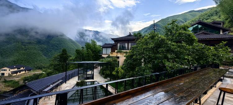 雨印茶坪民宿(紫微山国家森林公园店)图片