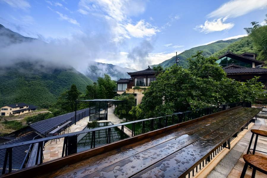 雨印茶坪民宿(紫微山國家森林公園店)