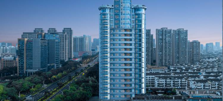 龙岩大道万宝广场亚朵酒店图片