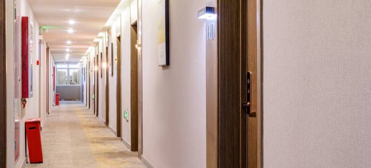 塞上欣景酒店(银川高铁站怀远观光夜市店)图片